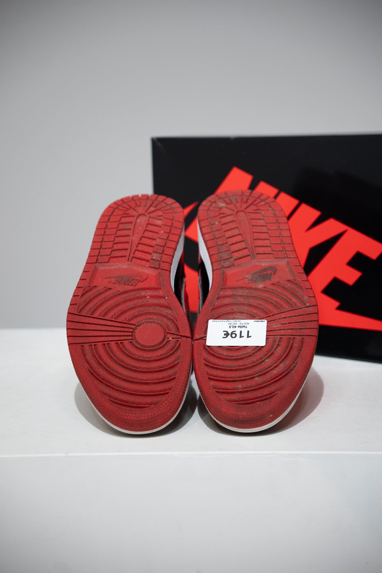 Jordan 1 High Patent Bred (Taille 42,5)