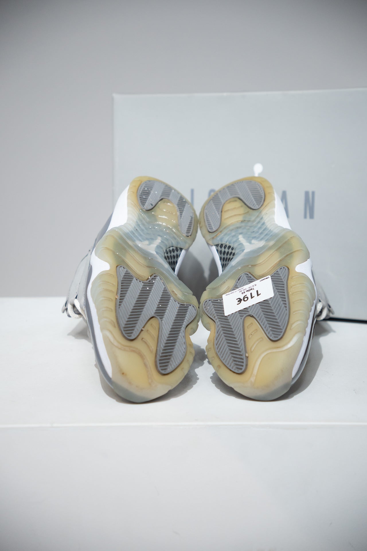 Jordan 11 Cool Grey (Taille 45)