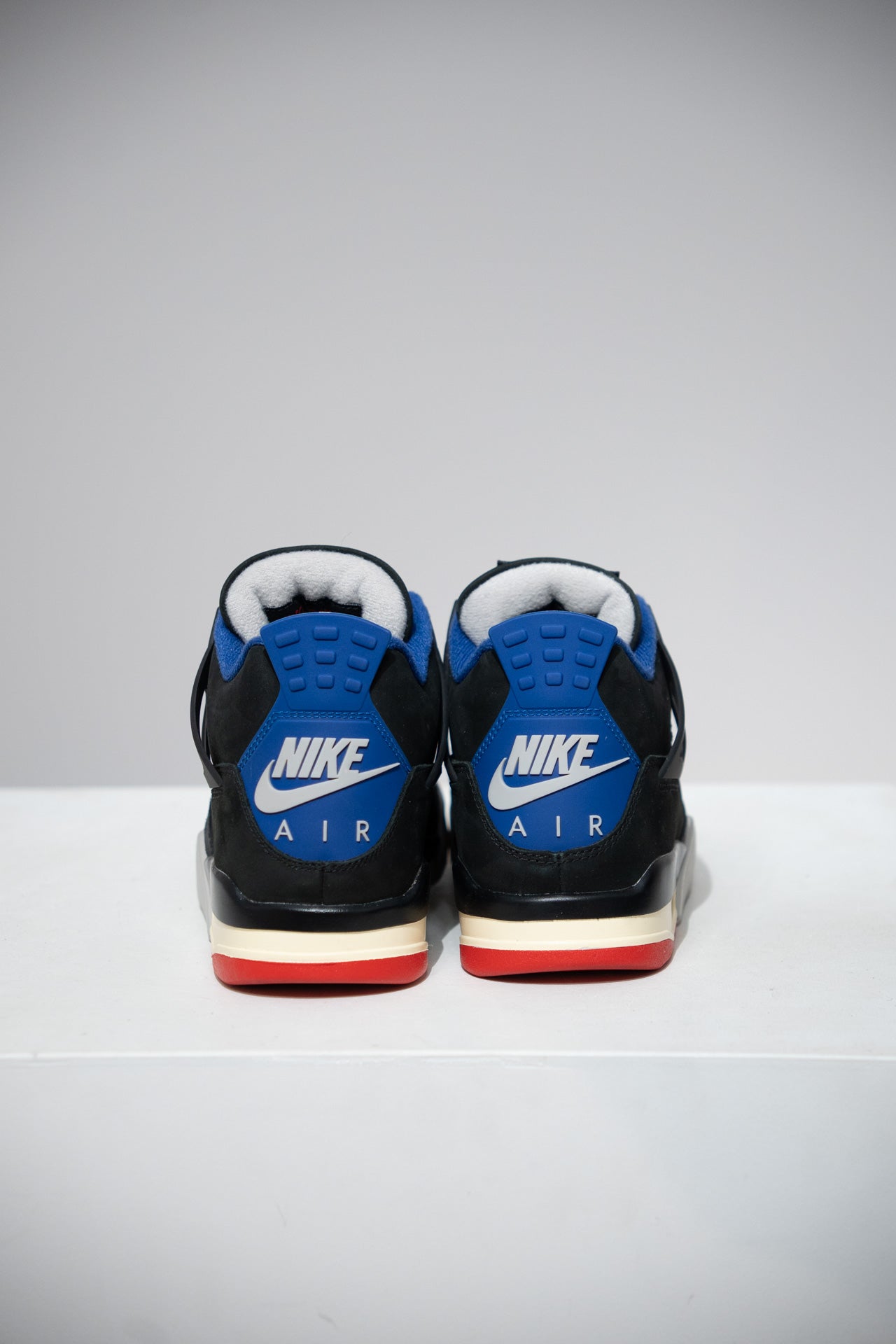 Jordan 4 Rare (Taille 43)