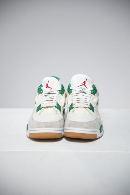 Jordan 4 SB pine Green (Taille 41)