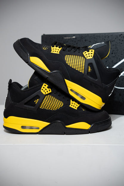 Jordan 4 Thunder (Taille 44)