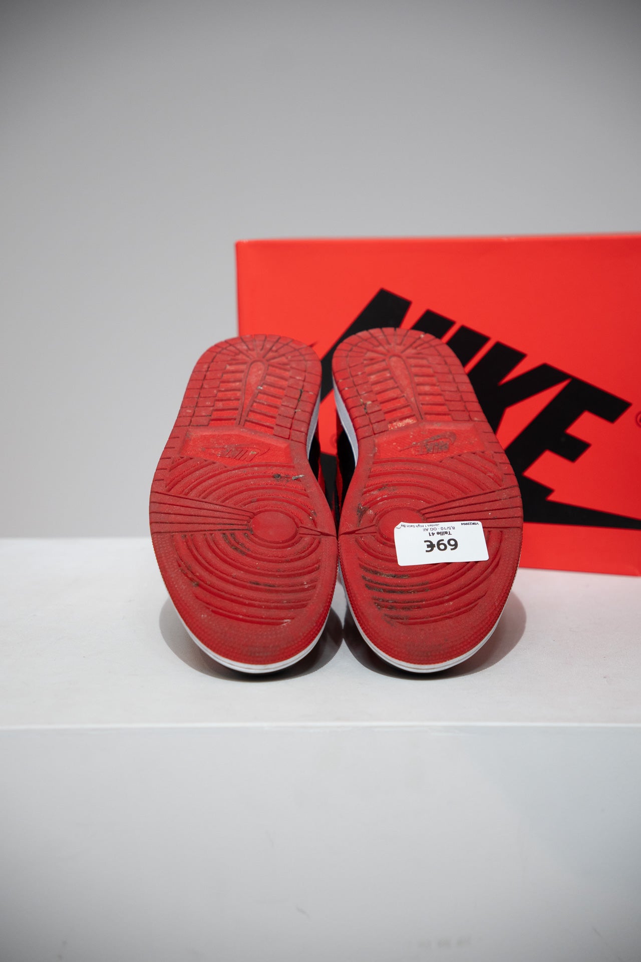 Jordan 1 High Satin Bred (Taille 41)