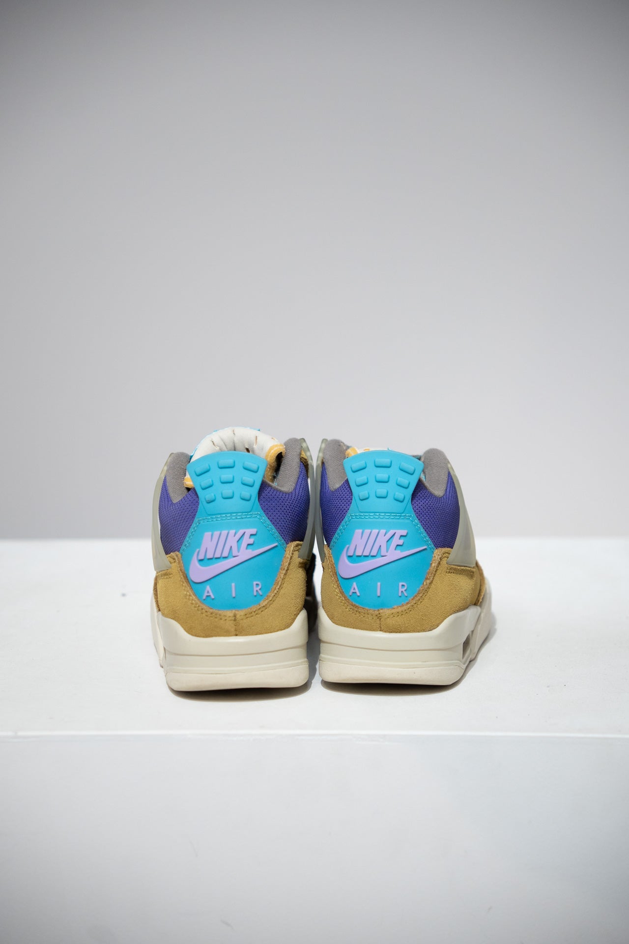 Jordan 4 Union Desert Moss (Taille 36)