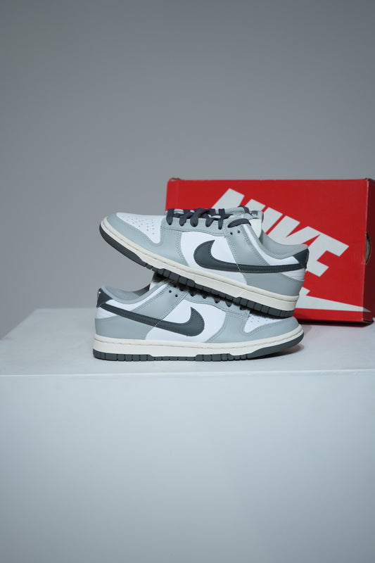 Dunk Low Light Smoke Grey (Taille 36,5)