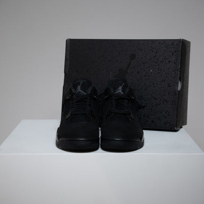 Jordan 4 Black Cat 2025 (Taille 40)