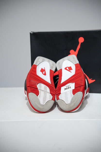 Jordan 4 Fire red (Taille 42)