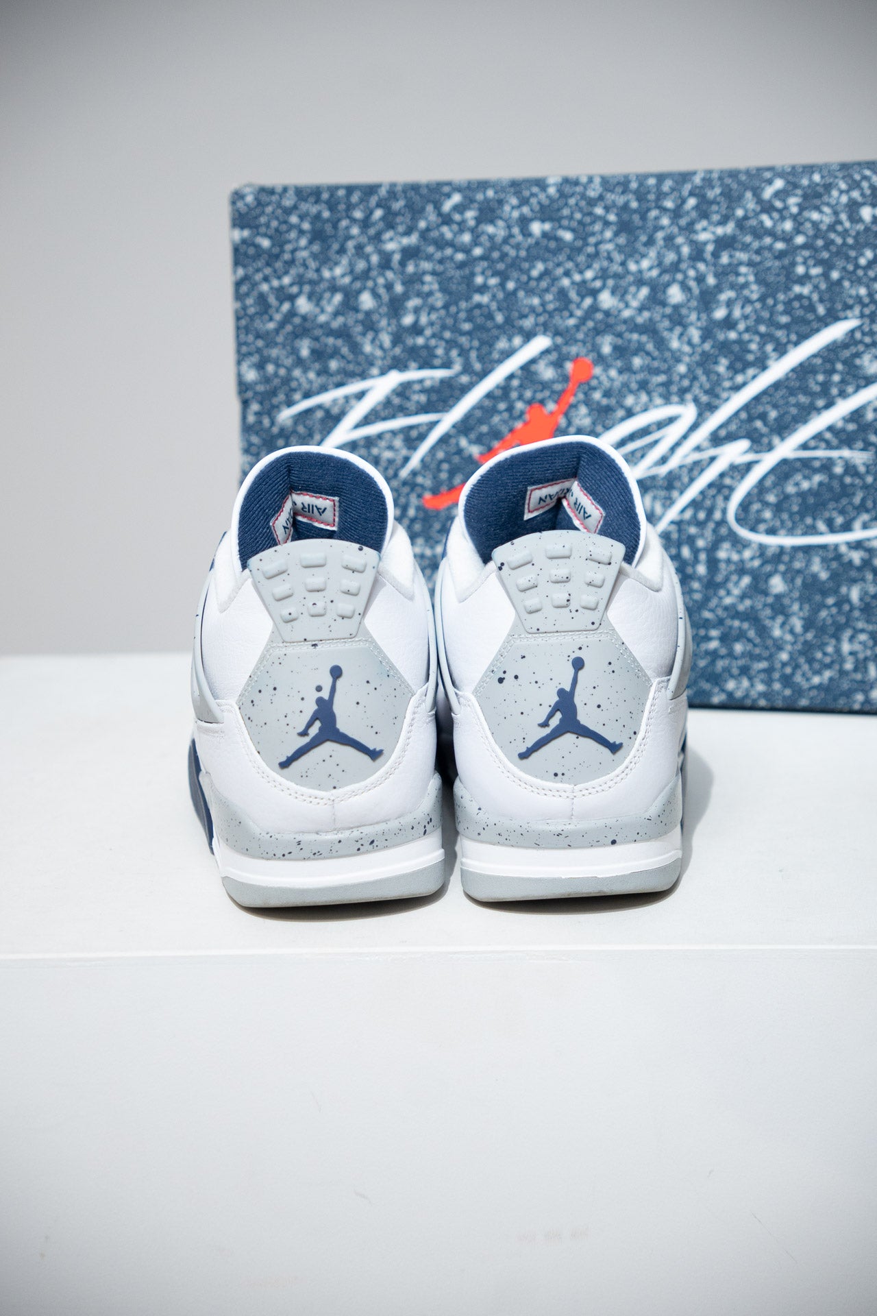 Jordan 4 Midnight Navy (Taille 44,5)