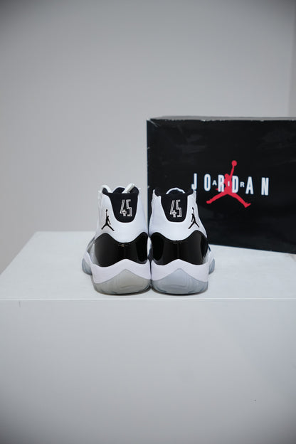Jordan 11 Concord (Taille 43)