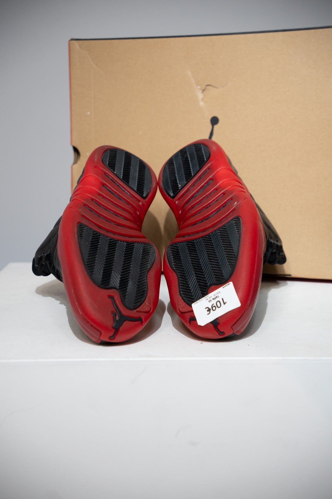 Jordan 12 Flu Game (Taille 46)