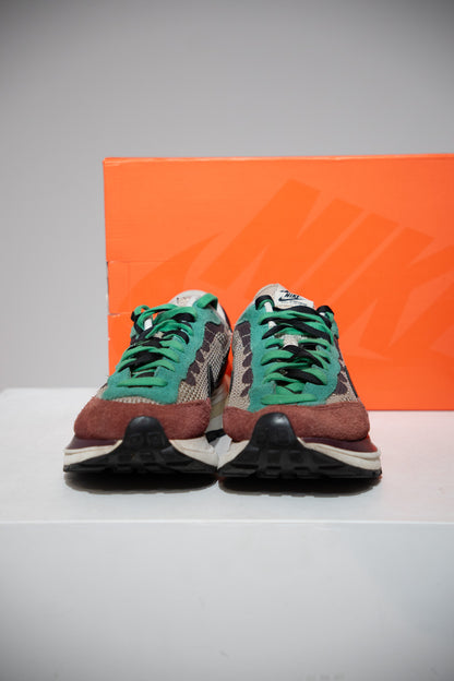 Sacai Vaporwaffle Vilain Red (Taille 45)