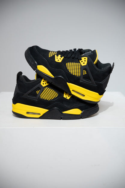 Jordan 4 Thunder GS (Taille 39)