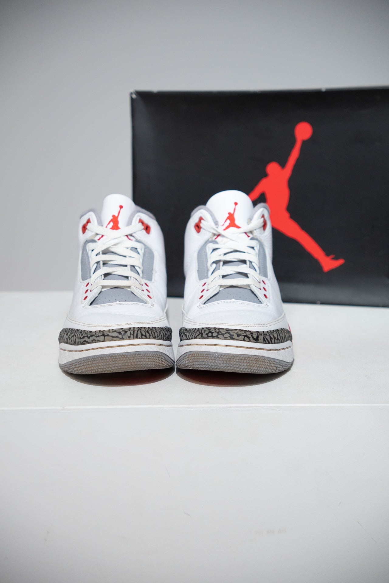 Jordan 3 Fire Red (Taille 44)