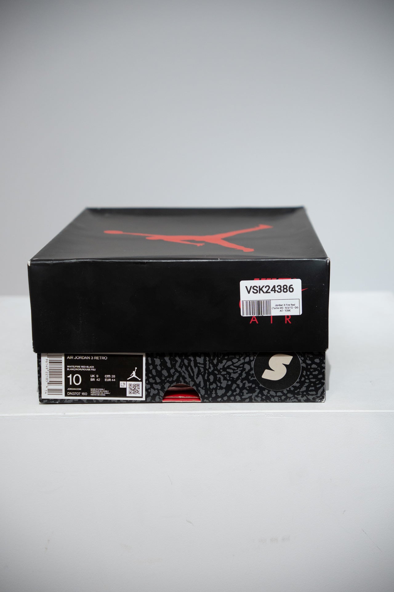 Jordan 3 Fire Red (Taille 44)