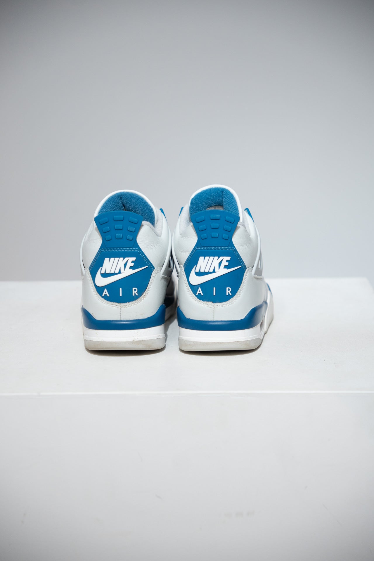 Jordan 4 Military Blue 2024 (Taille 41)