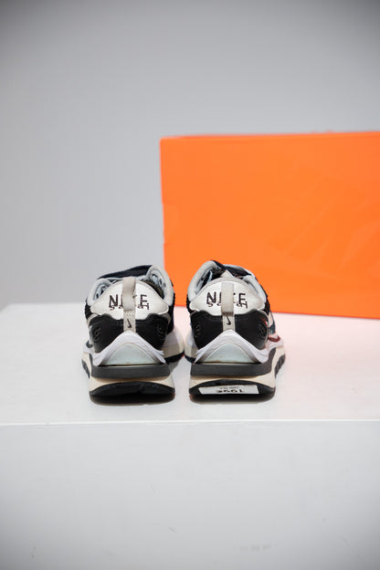 Sacai Vaporwaffle Black white (Taille 35,5)