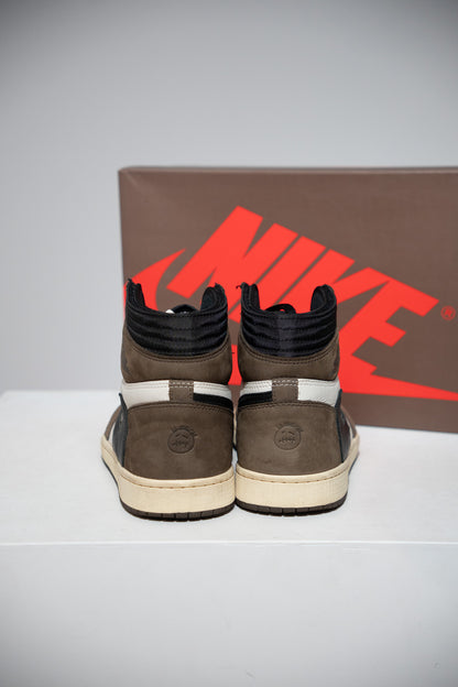 Jordan 1 High Travis Scott Mocha (Taille 45)