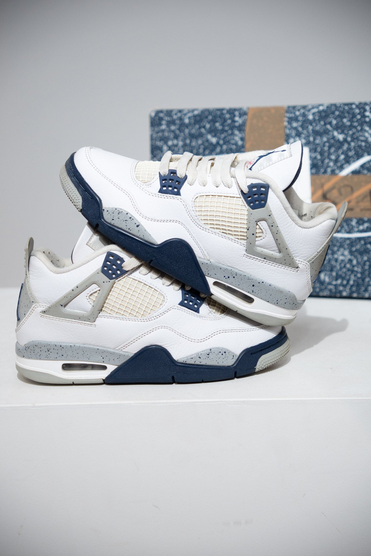 Jordan 4 Midnight Navy (Taille 37,5)