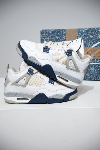 Jordan 4 Midnight Navy (Taille 37,5)