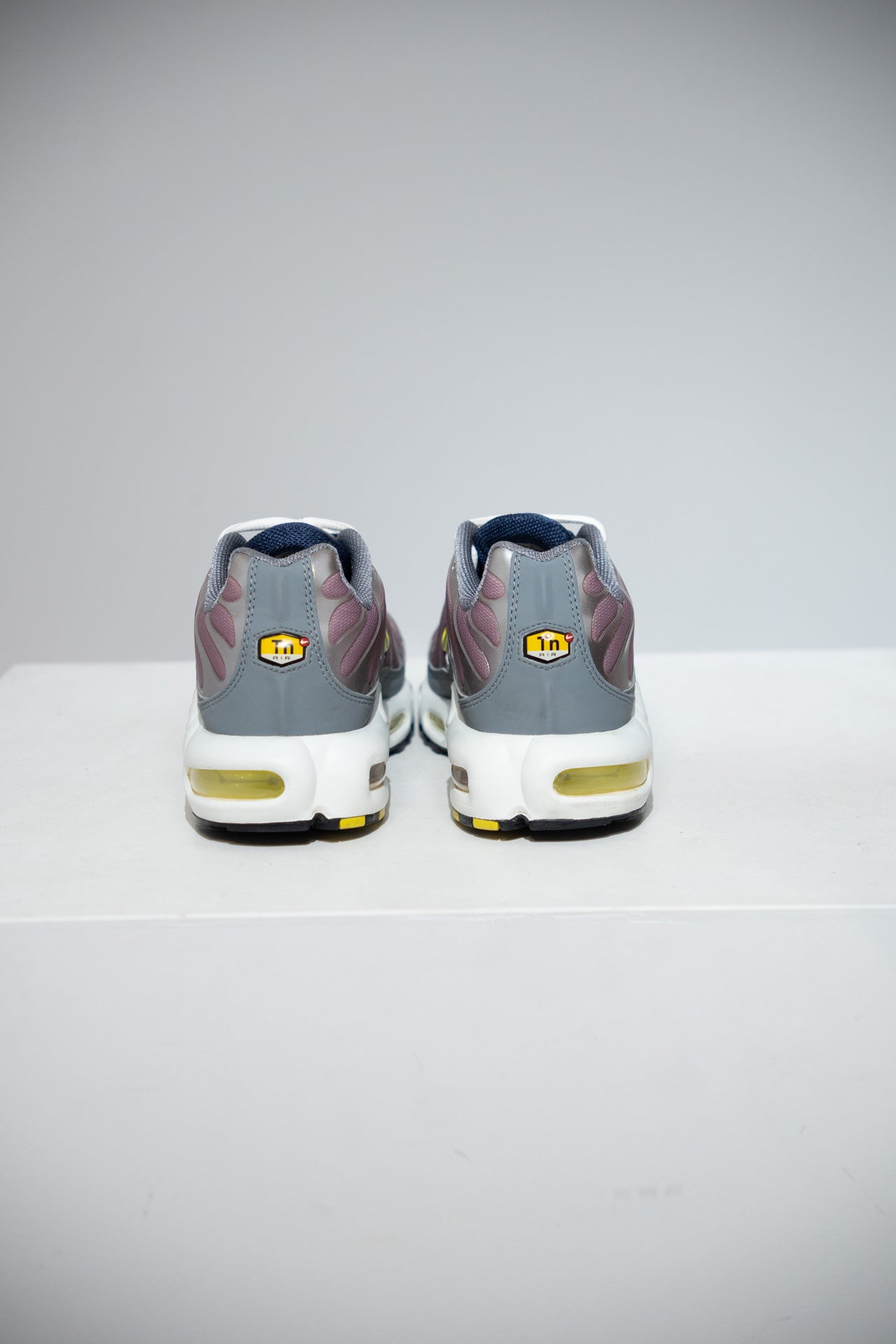 Air Max Plus (TN) Violet Jaune (Taille 42,5)