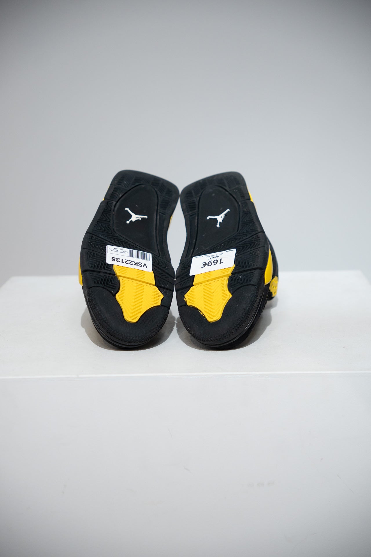 Jordan 4 Thunder (Taille 41)