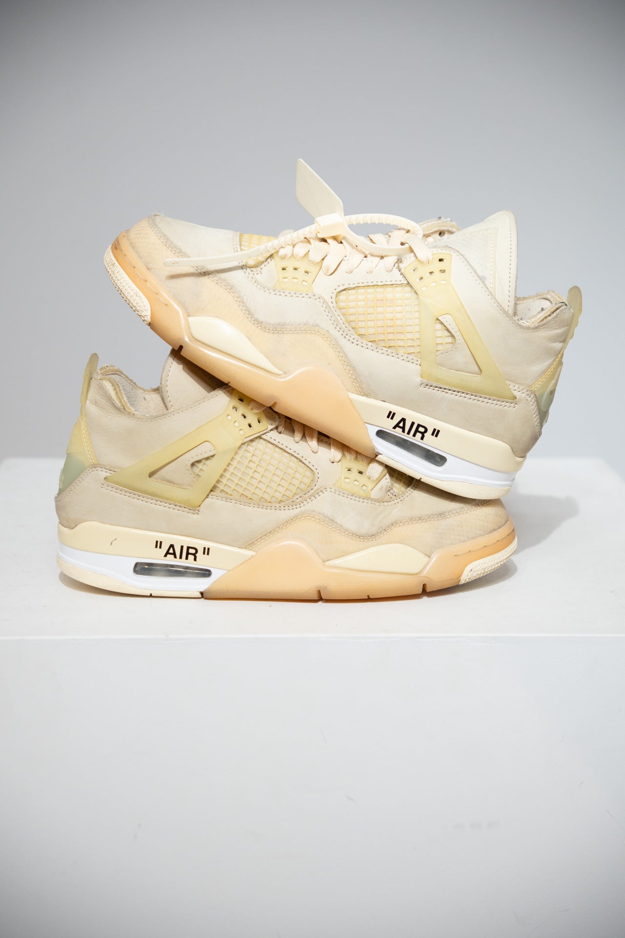 Jordan 4 Off-White Sail (Taille 41)