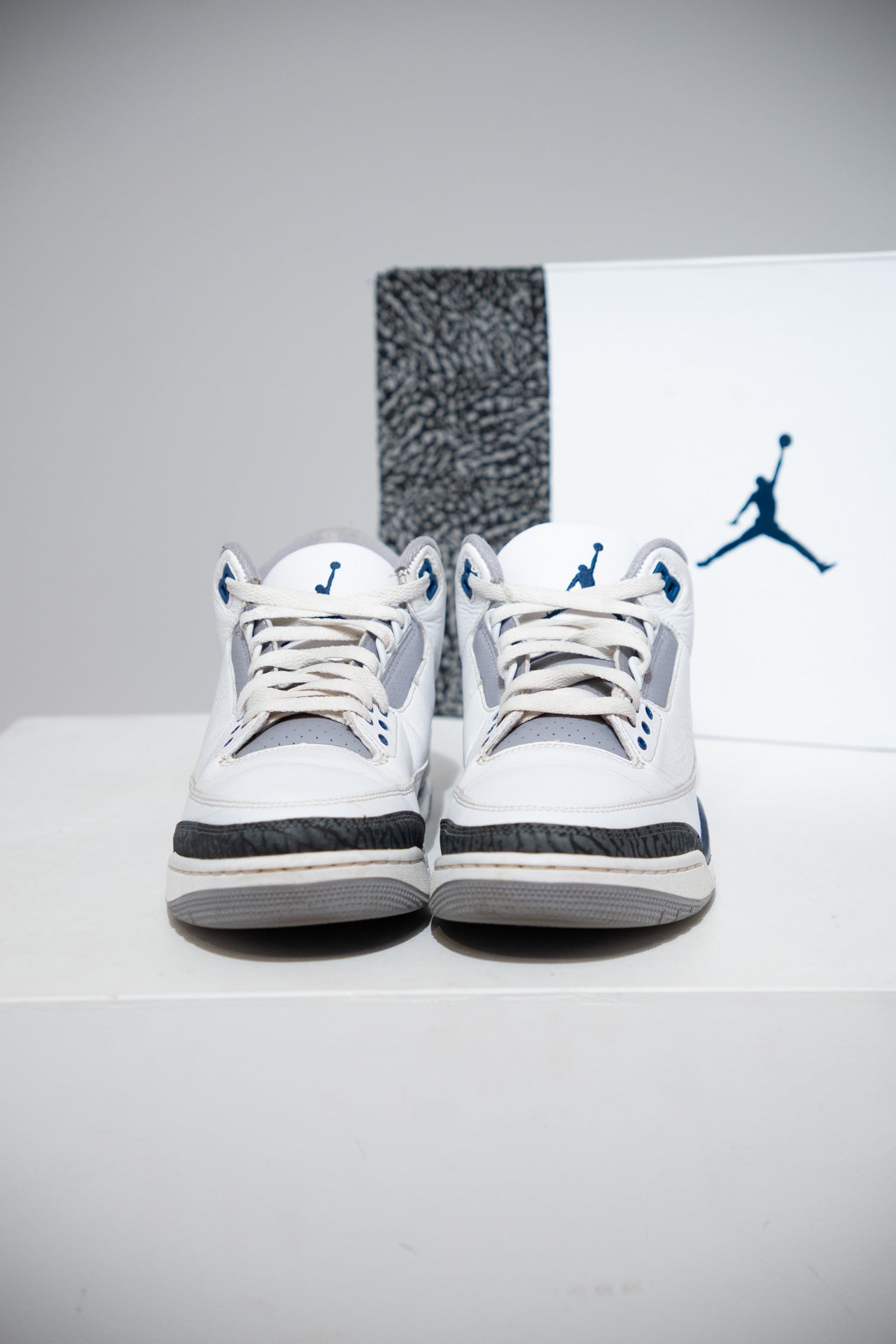 Jordan 3 Midnight Navy (Taille 42,5)