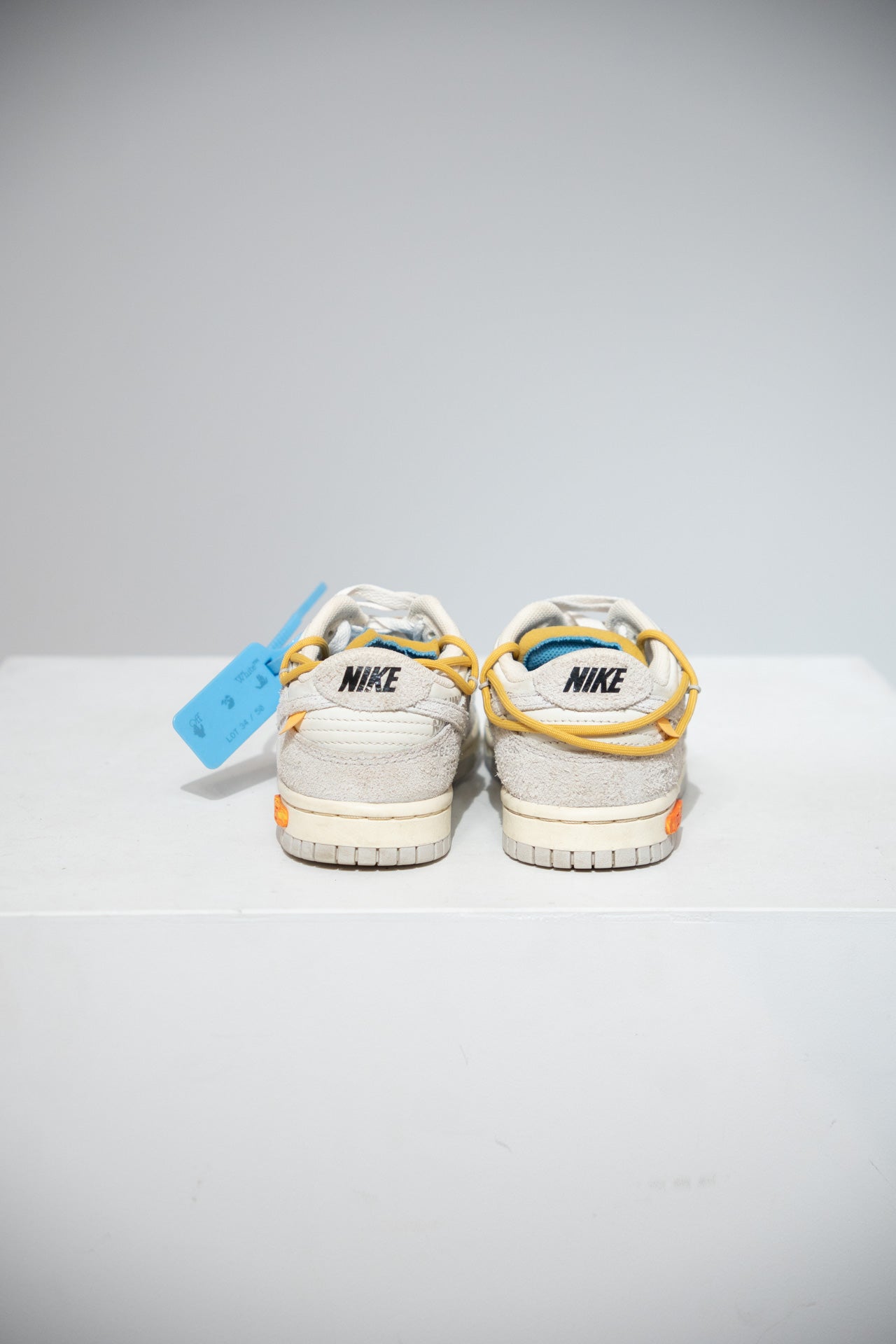 Dunk Low Off White Lot 34/50 (Taille 36)