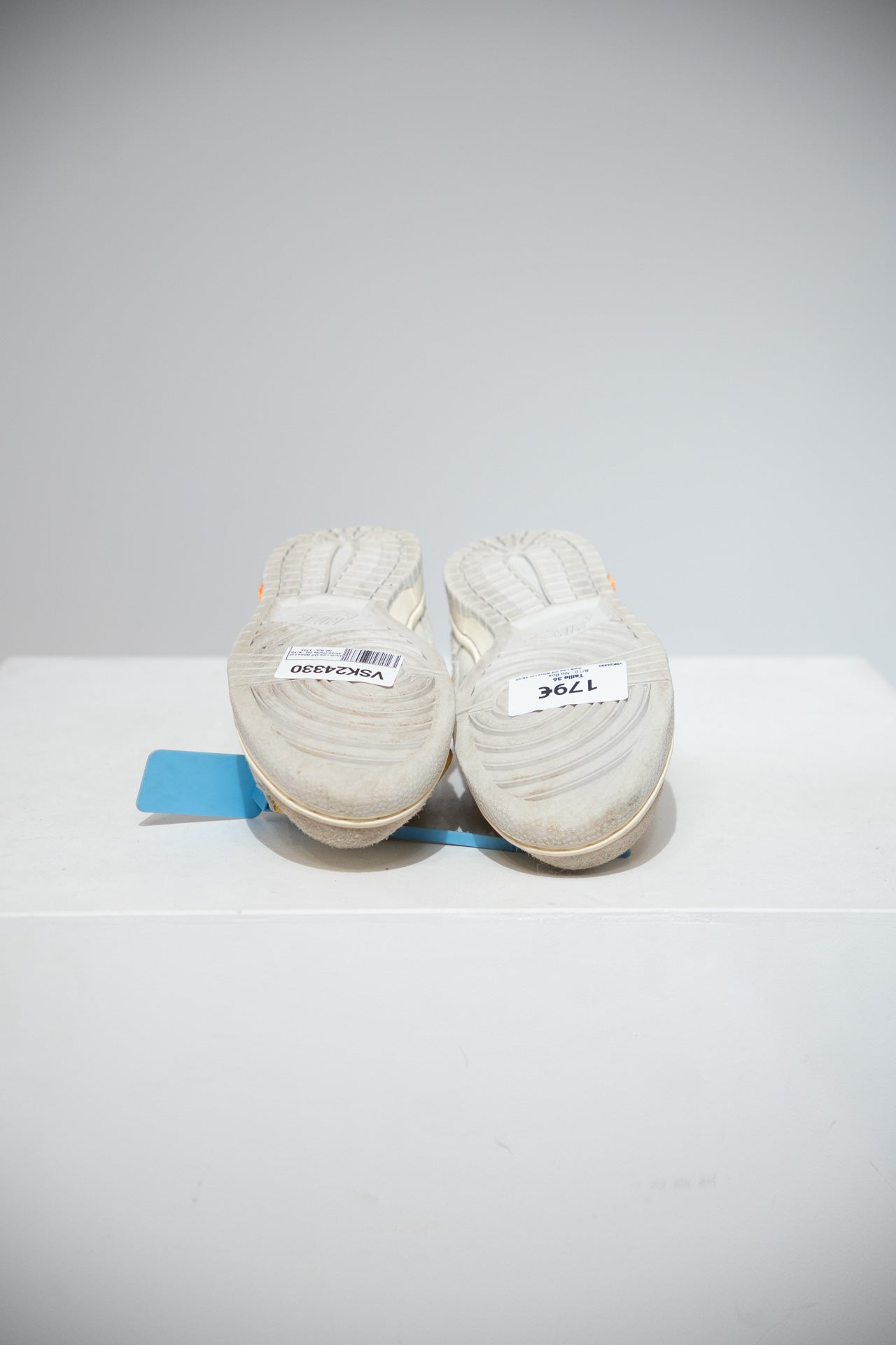 Dunk Low Off White Lot 34/50 (Taille 36)