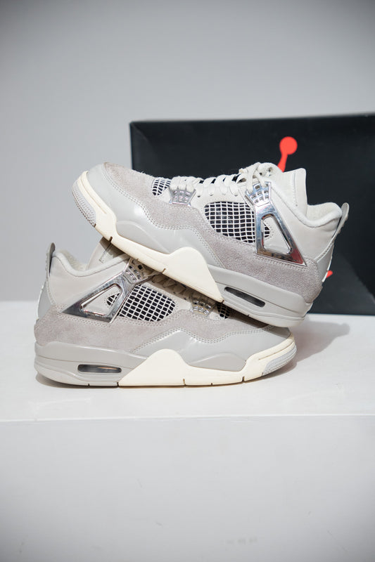 Jordan 4 Frozen Moments (Taille 36,5)