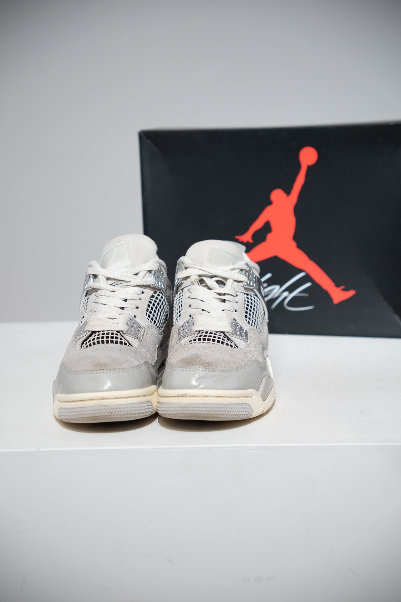 Jordan 4 Frozen Moments (Taille 36,5)