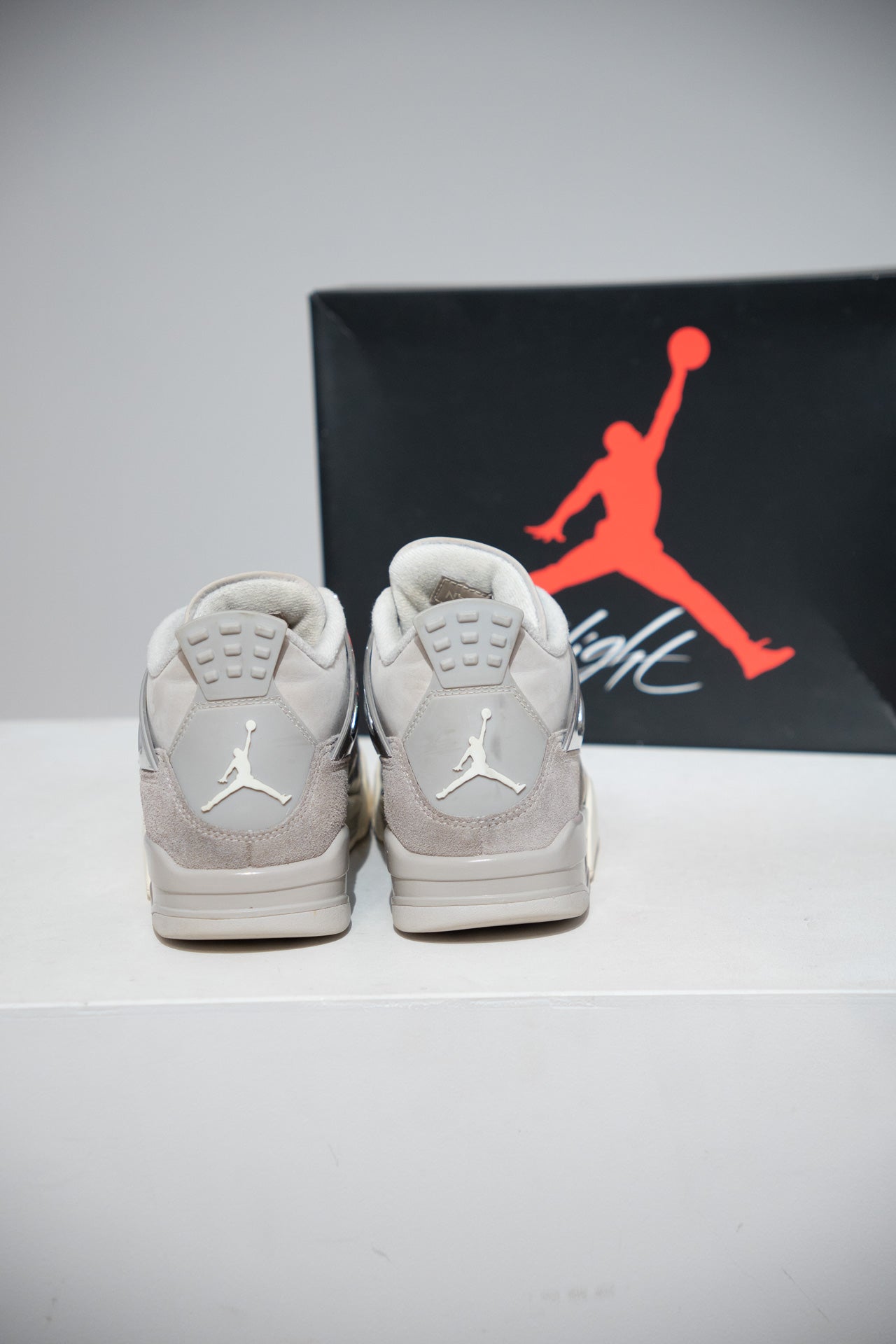 Jordan 4 Frozen Moments (Taille 36,5)