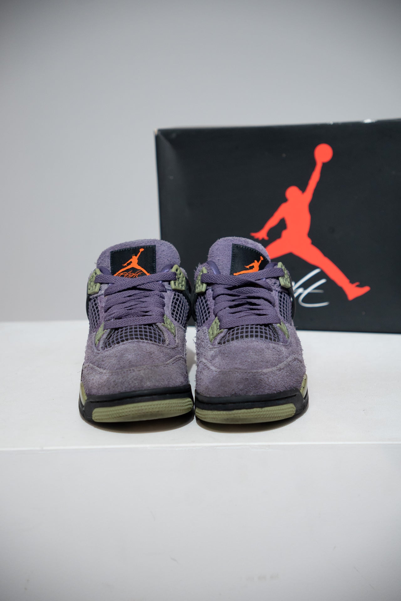 Jordan 4 Canyon purple (Taille 38)