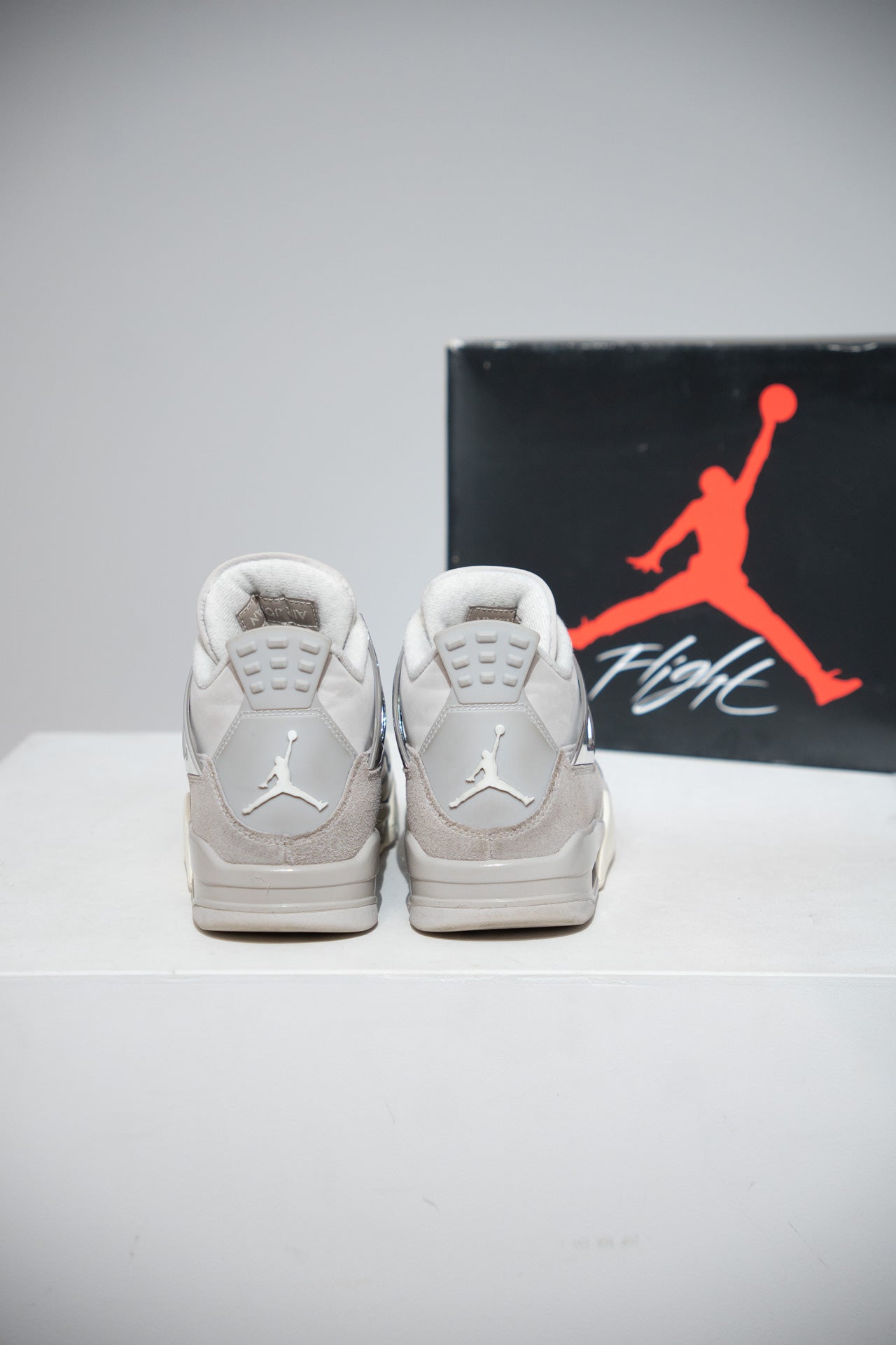 Jordan 4 Frozen Moments (Taille 38)