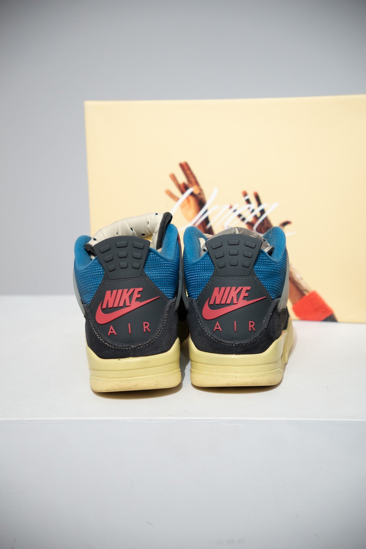 Jordan 4 Union Off-Noir (Taille 45)