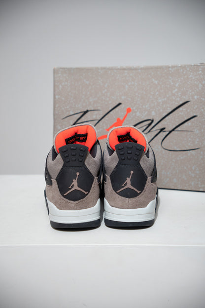 Jordan 4 Taupe Haze (Taille 44,5)