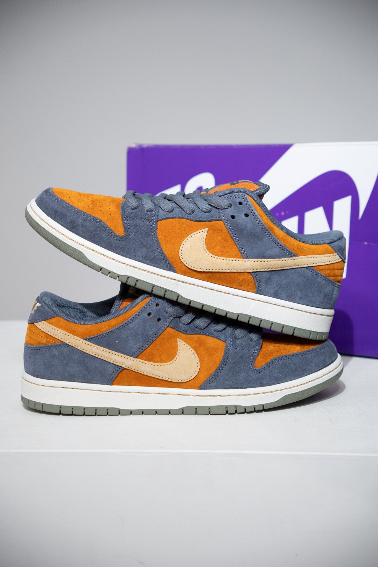 Dunk SB Light Carbon Monarch (Taille 43)