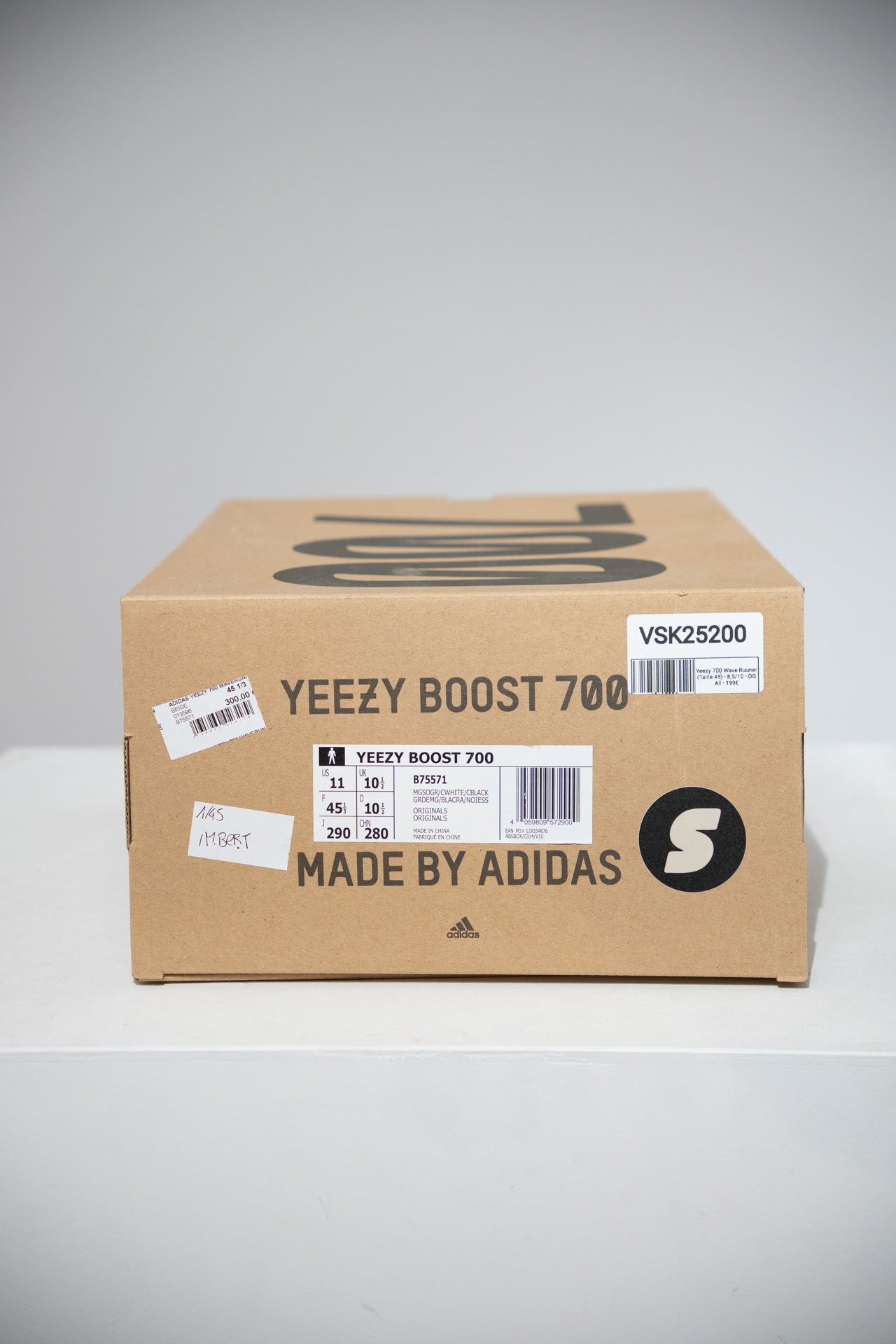 Yeezy 700 Wave Ruuner (Taille 45)