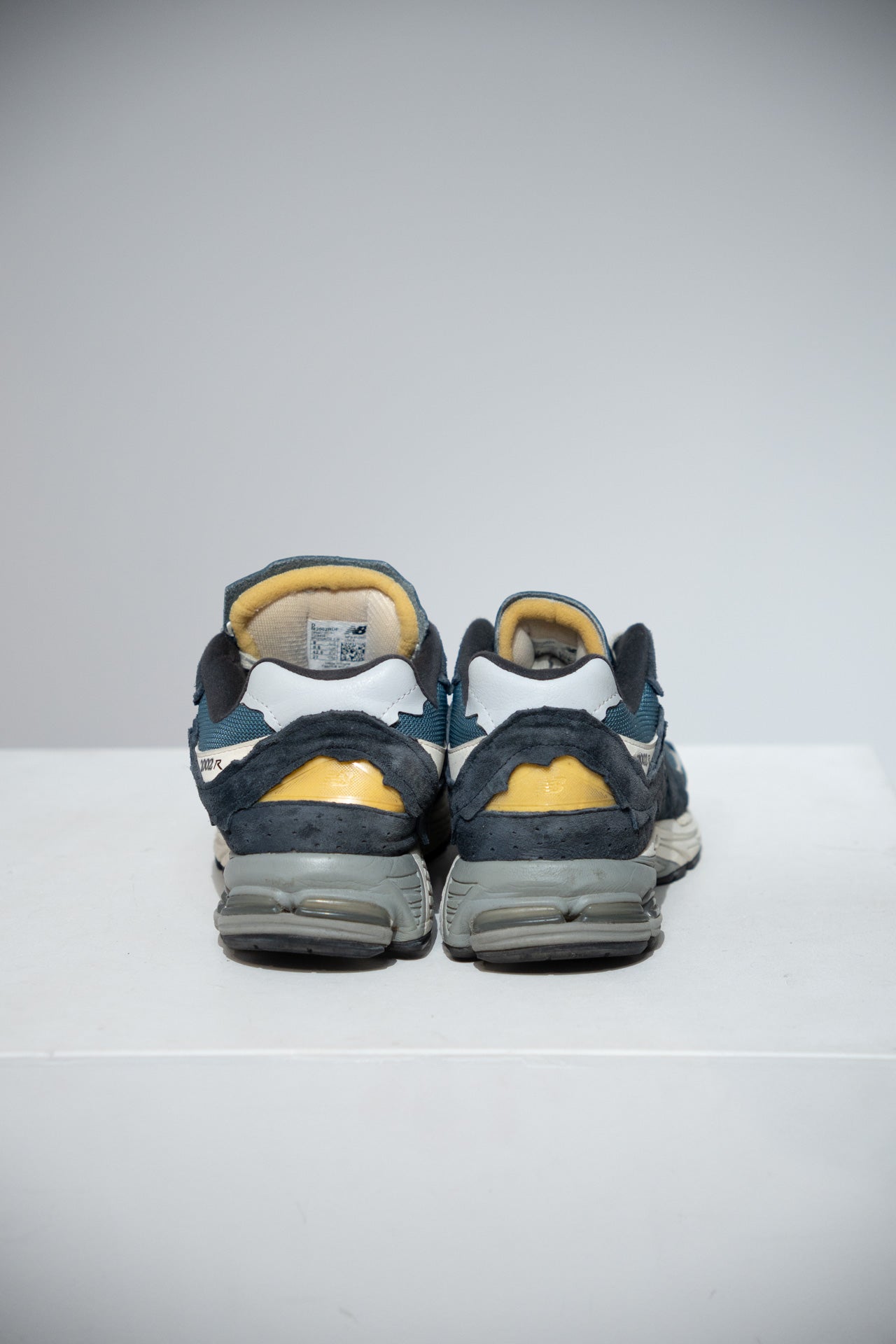 New Balance 2002R Protection Pack Navy (Taille 42,5)