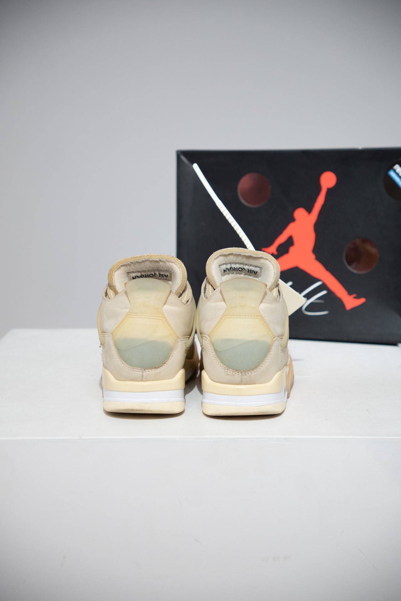 Jordan 4 Off-White Sail (Taille 38)