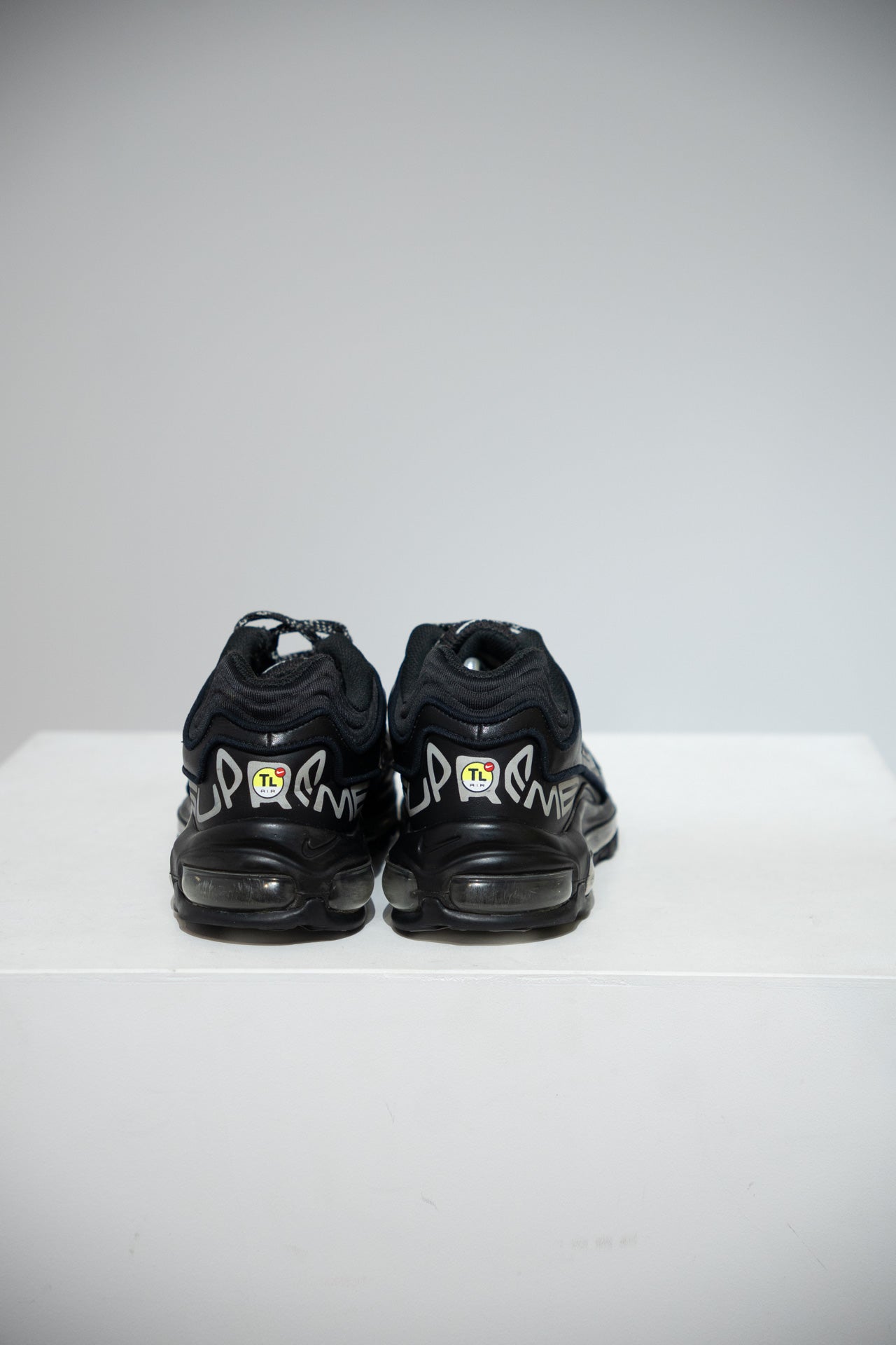 Air Max 98 Supreme Black (Taille 42,5)