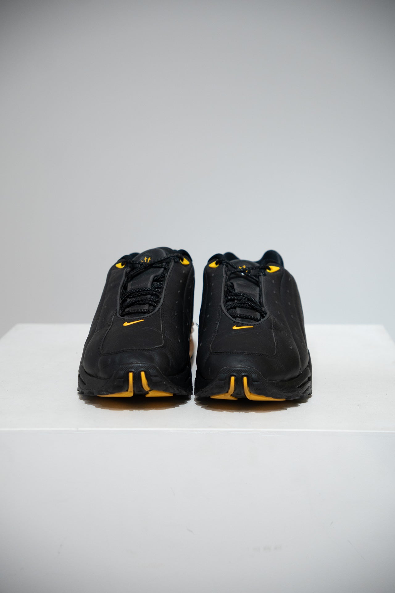 Nocta Terra Black university Gold (Taille 47,5)