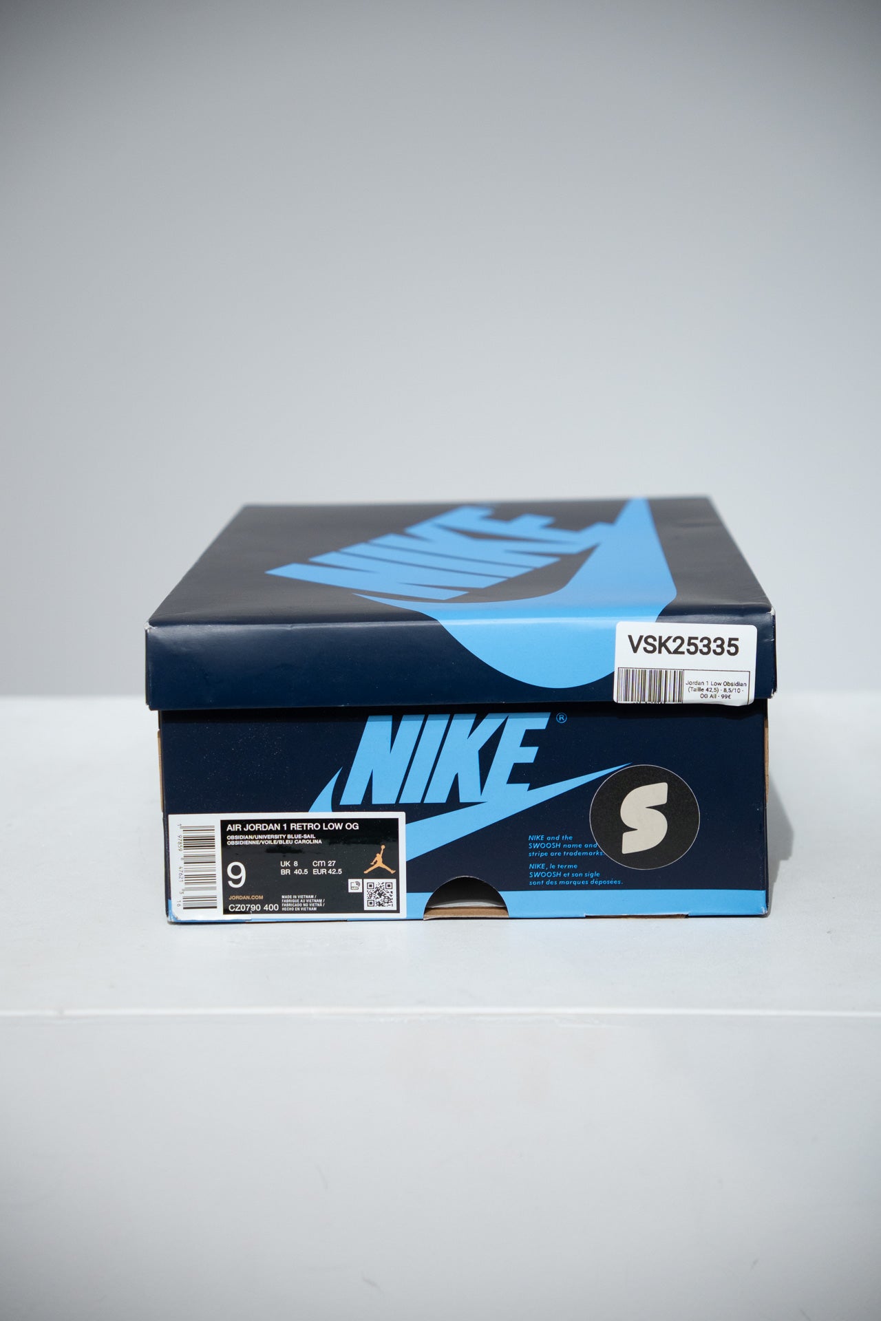 Jordan 1 Low Obsidian (Taille 42,5)