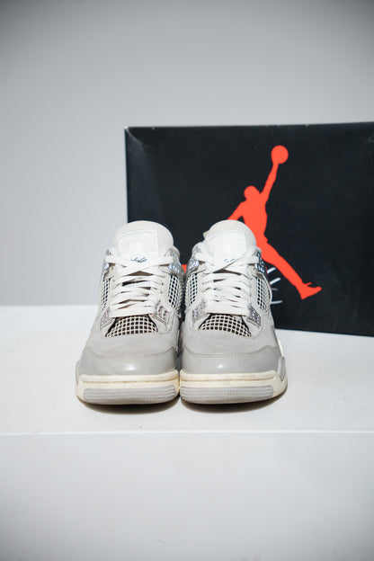 Jordan 4 Frozen Moments (Taille 38)