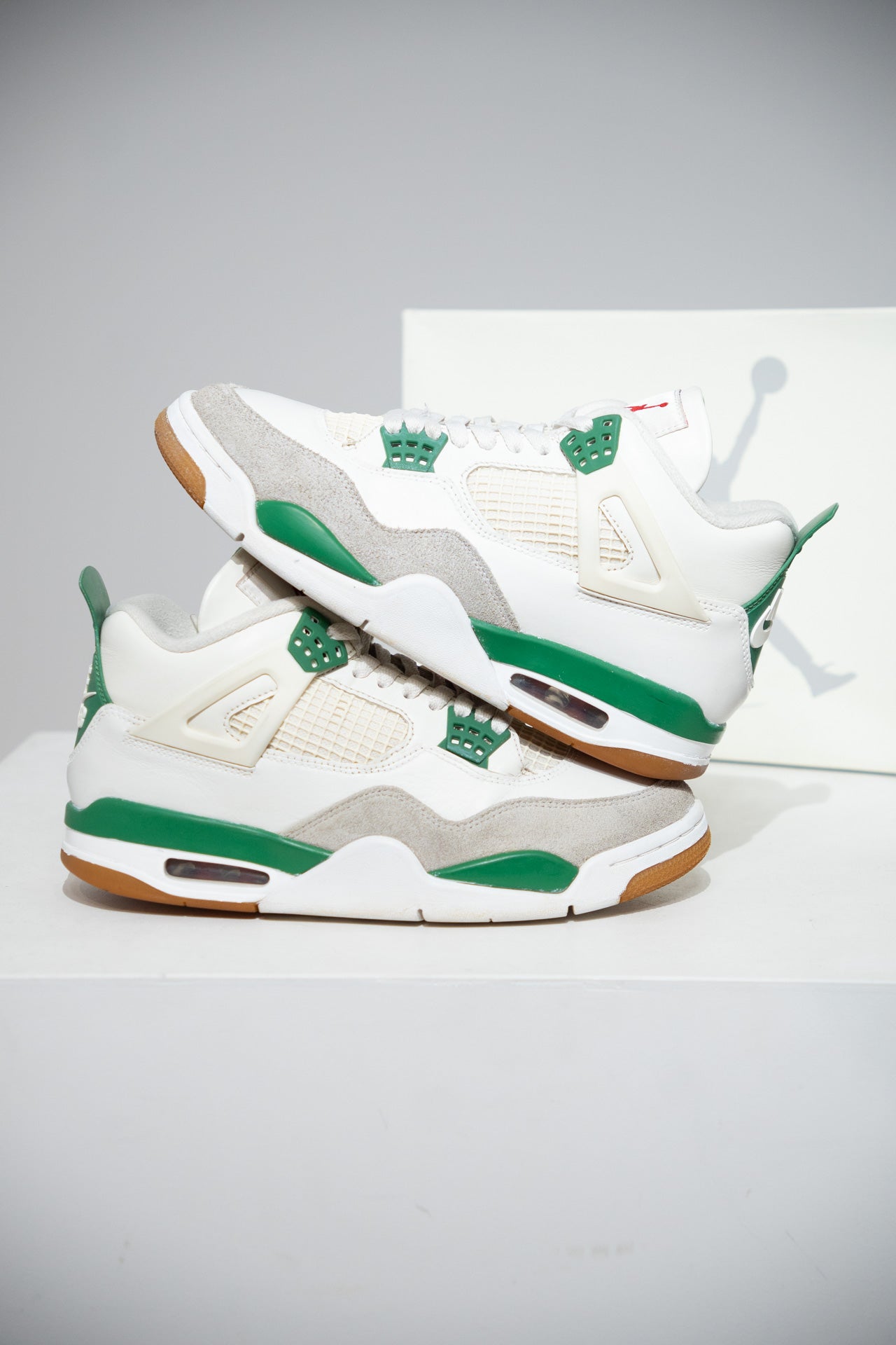 Jordan 4 SB pine Green (Taille 42)