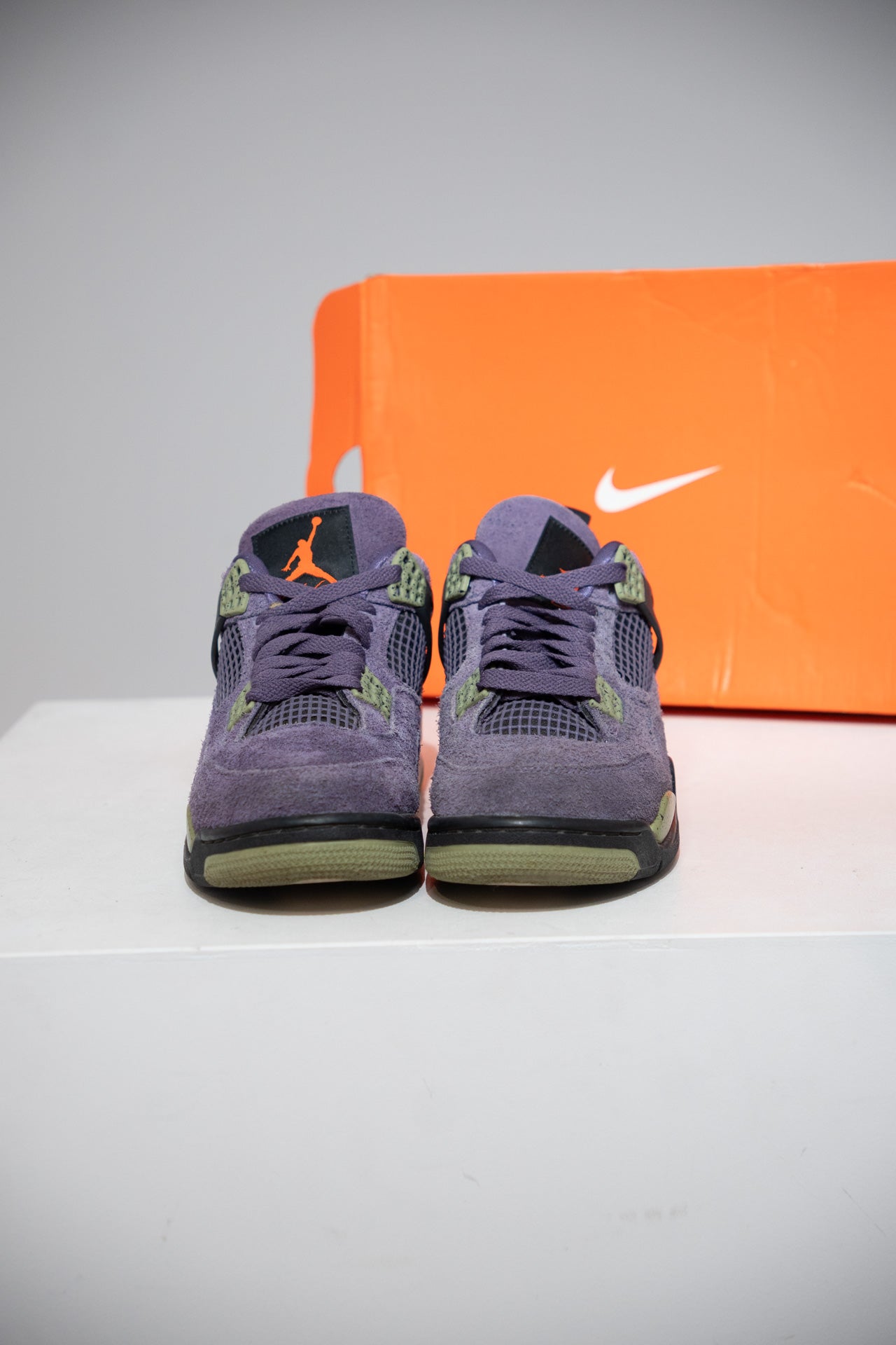Jordan 4 Canyon purple (Taille 40,5)