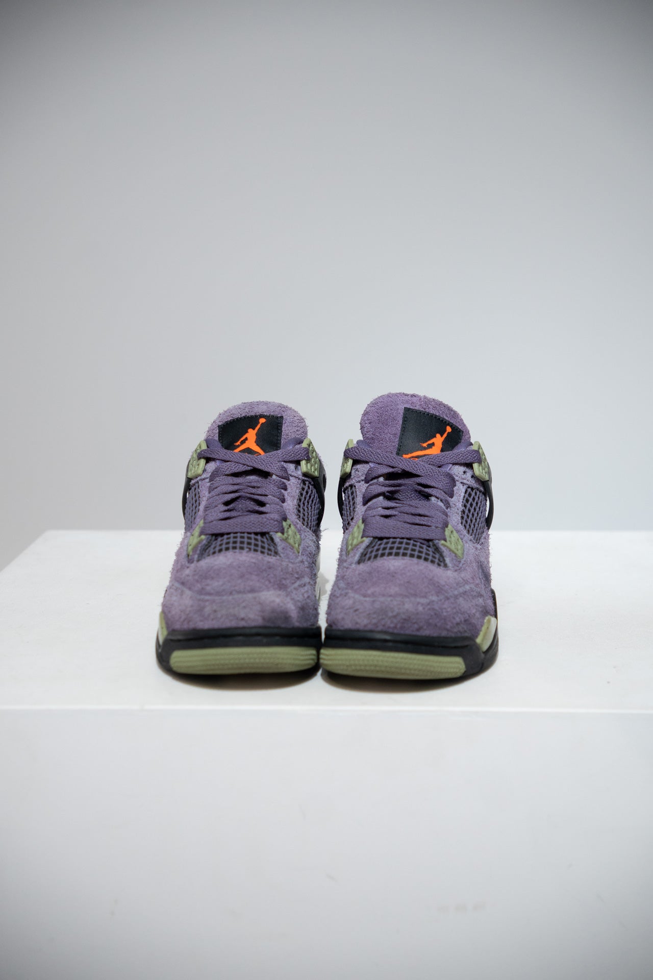 Jordan 4 Canyon purple (Taille 38)