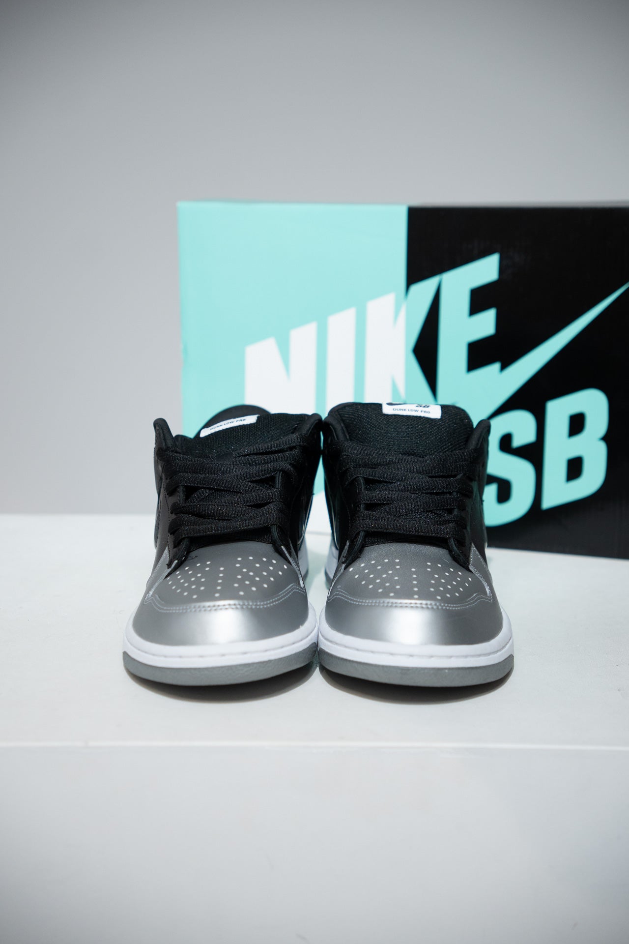 Dunk SB Supreme Jewels Grey (Taille 44)