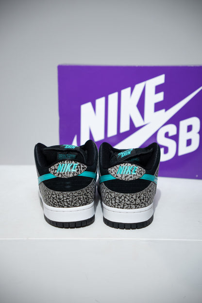 Dunk Low SB Atmos (Taille 44,5)