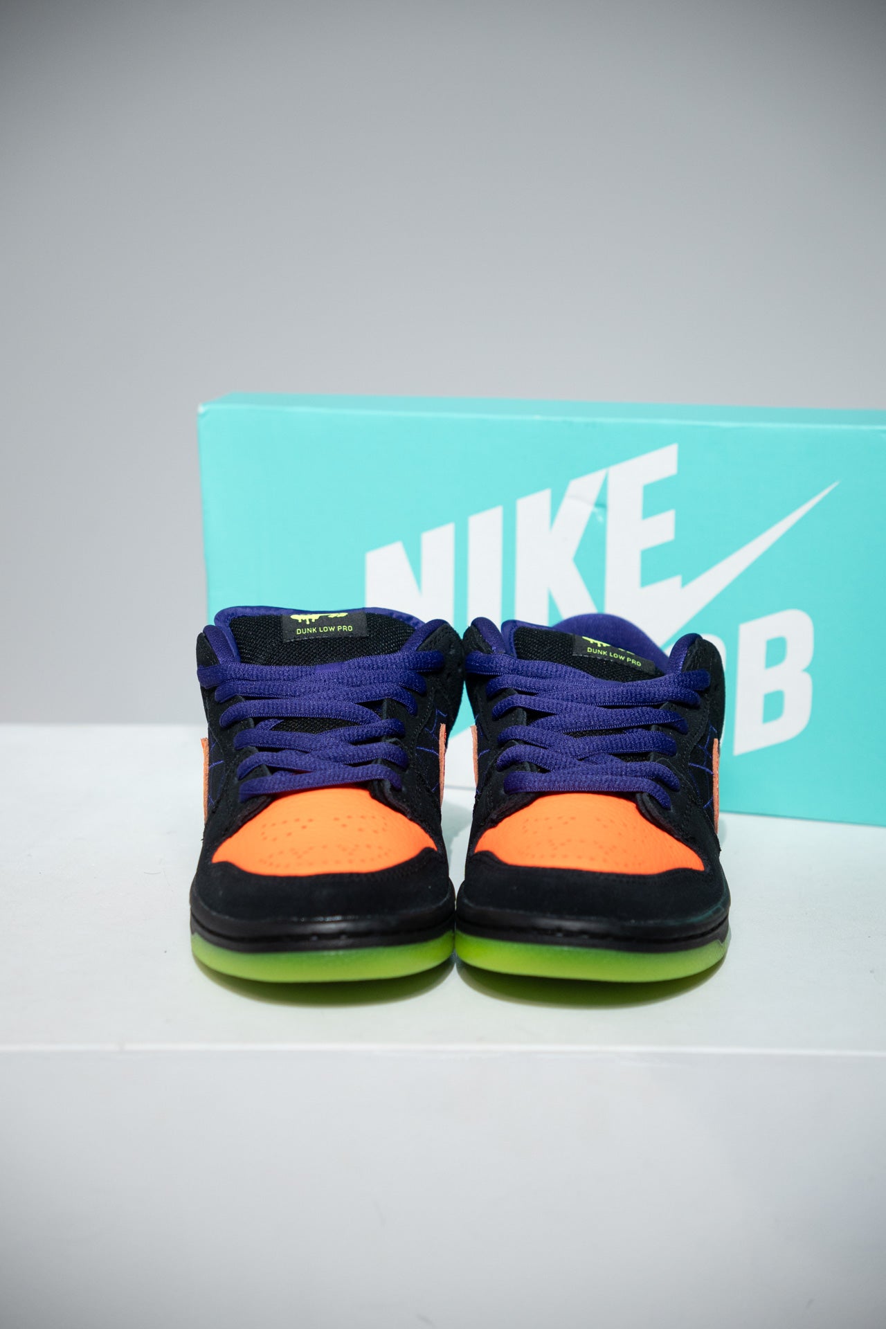 Dunk SB Night Of MISCHIEF (Taille 40,5)