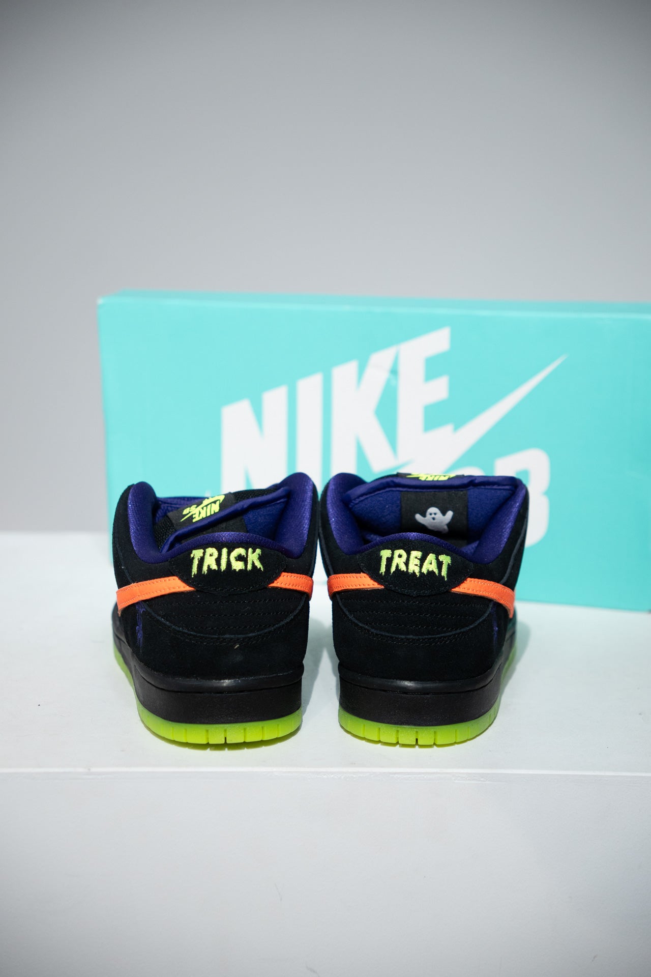 Dunk SB Night Of MISCHIEF (Taille 40,5)